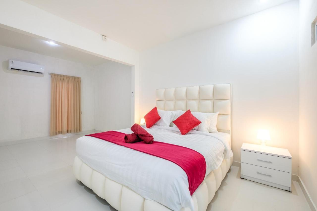 Luxury Minimalist Villa White Angel In Seminyak Extérieur photo